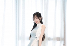 美女模特林星阑蓝白色连衣短裙白色丝袜性感写真