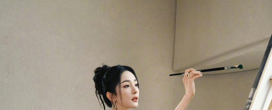 杨幂绿色风写真｜把春天的温柔穿在身上，这才是女性该有的模样！