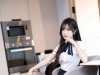 秀人网美女模特林星阑深色制服搭配魅惑黑丝性感写真