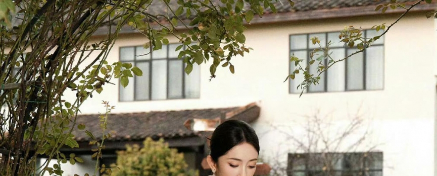 传统与时尚交融，杨幂在写真中尽显东方佳人风采