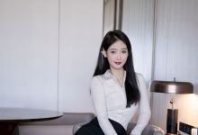 性感美女模特唐安琪白色上衣搭配吊带黑丝短裙性感写真