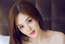 为什么人总是喜欢美女？性感源于自身的易阳，深沟迷人写真令人惊艳